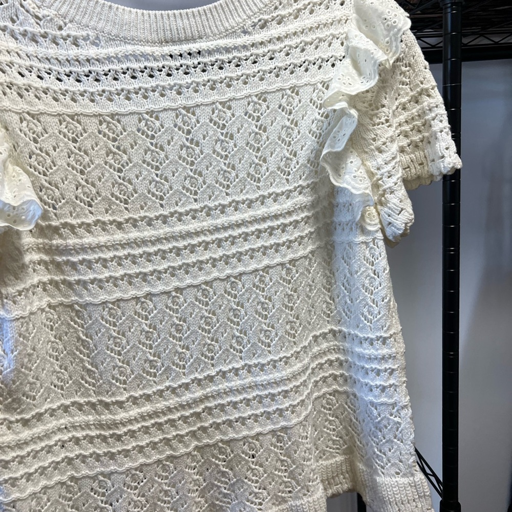 White Lace Ruffle Top - Picture 2 of 6